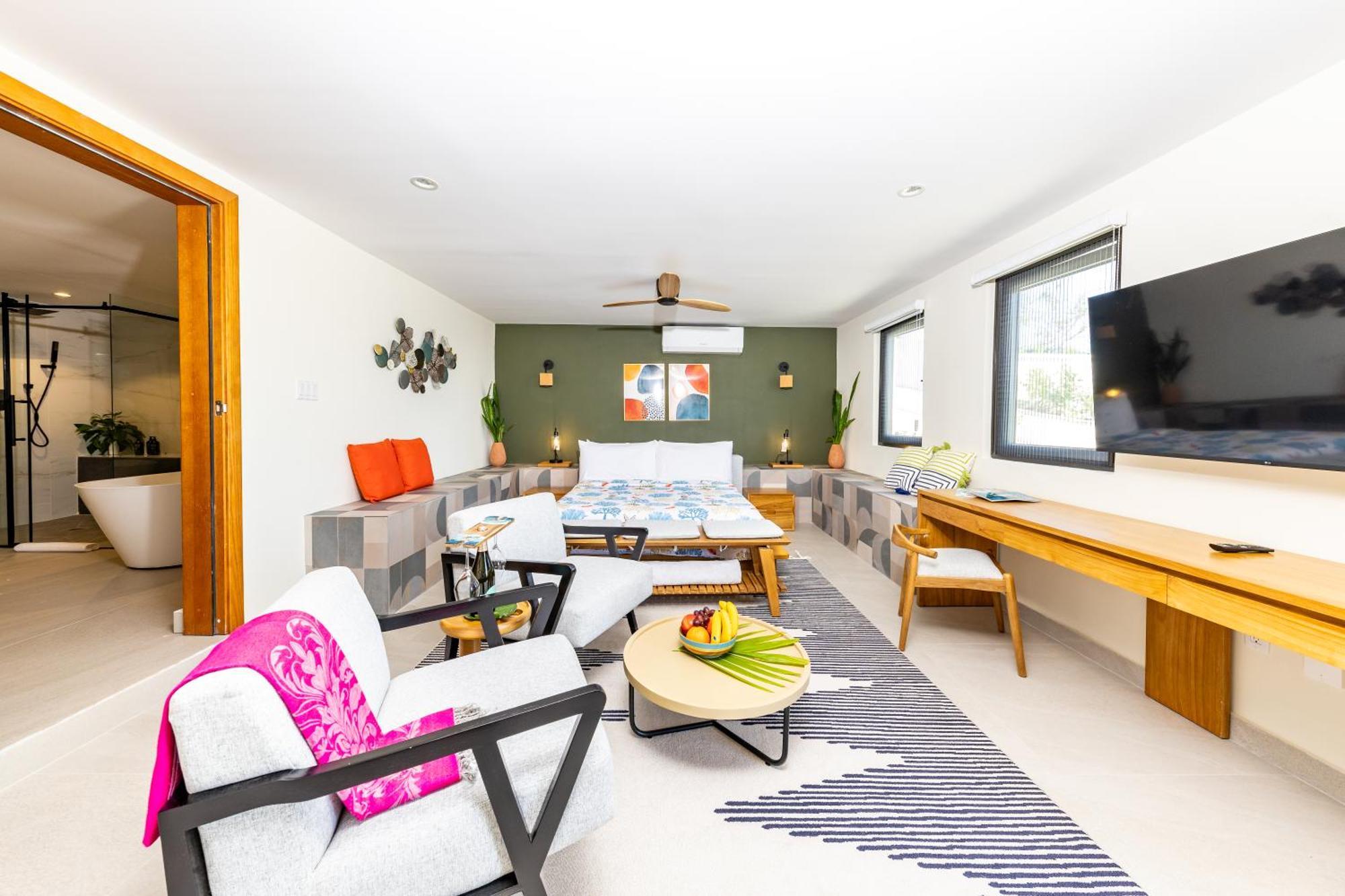 Jade I Long Bay Retreat I Luxury Stay Near Grace Bay & Long Bay Beach Extérieur photo